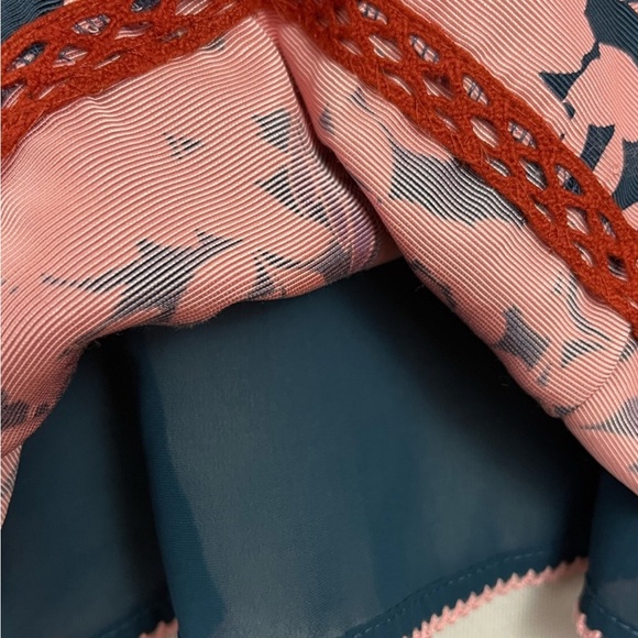 Anthropologie HD in Paris Elsie top Sz 4 | EUC - Picture 3 of 6